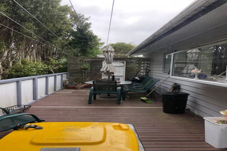 Photo of property in 14 Glen Alton Avenue, Paparangi, Wellington, 6037