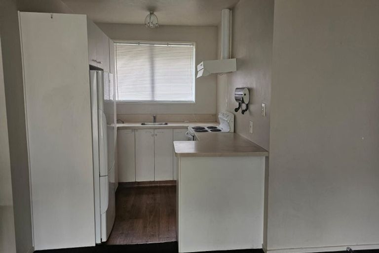 Photo of property in 1/15 Newnham Terrace, Upper Riccarton, Christchurch, 8041