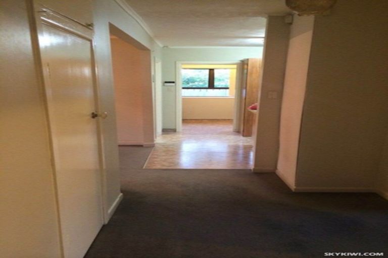 Photo of property in 26 Swanson Road, Henderson, Auckland, 0610