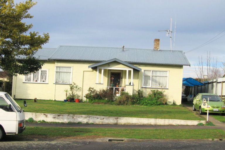 Photo of property in 8 Taniwha Street, Frankton, Hamilton, 3204