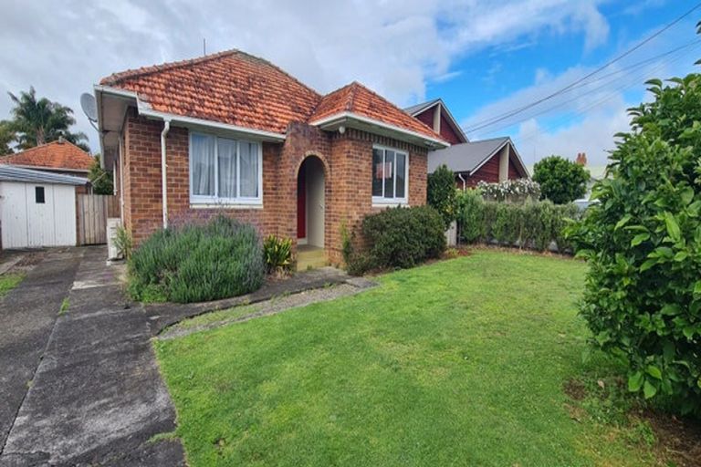 Photo of property in 1 Mercer Street, Kensington, Whangarei, 0112