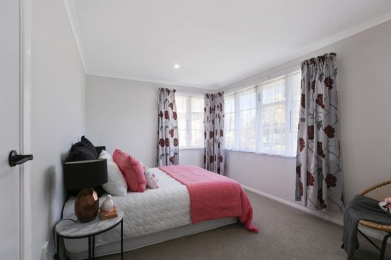 Photo of property in 80 Reynolds Street, Taita, Lower Hutt, 5011