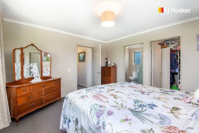 Photo of property in 17 Watt Street, Mosgiel, 9024