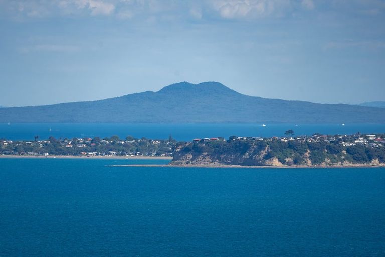 Photo of property in 983d Hibiscus Coast Highway, Waiwera, 0994