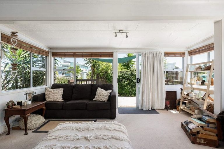 Photo of property in 17 Tatai Road, Bowentown, Katikati, 3177