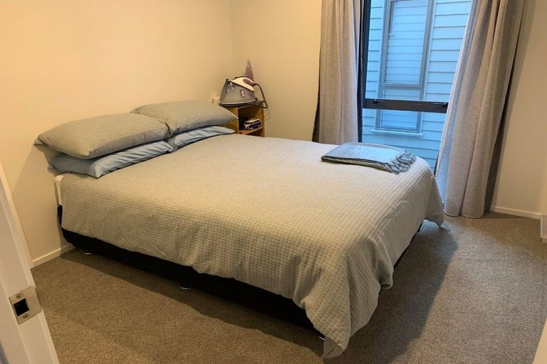 Photo of property in 16 Chaffinch Road, Hobsonville, Auckland, 0616