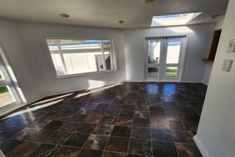 Photo of property in 12 Cressy Street, Waterloo, Lower Hutt, 5011