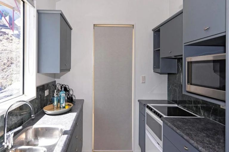 Photo of property in 28 Zeehaen Place, Britannia Heights, Nelson, 7010