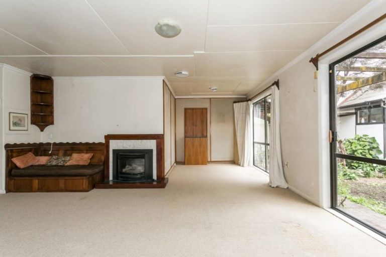 Photo of property in 33 Plassey Street, Havelock North, 4130