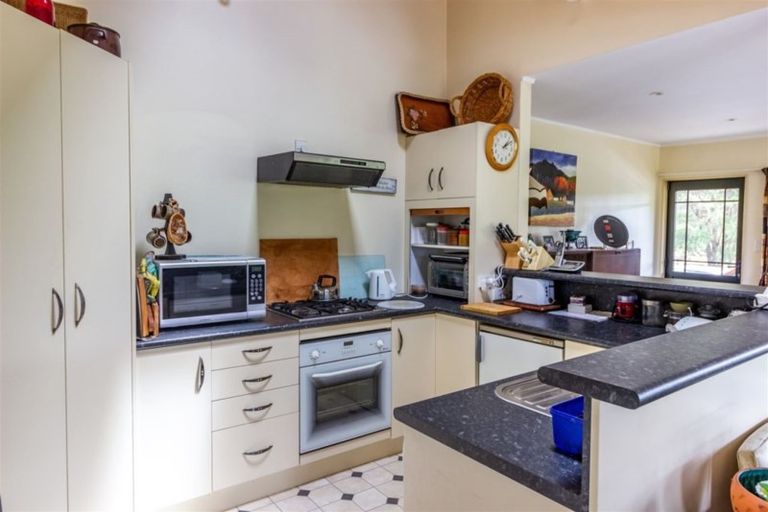 Photo of property in 55 Rigden Road, Opua, 0272