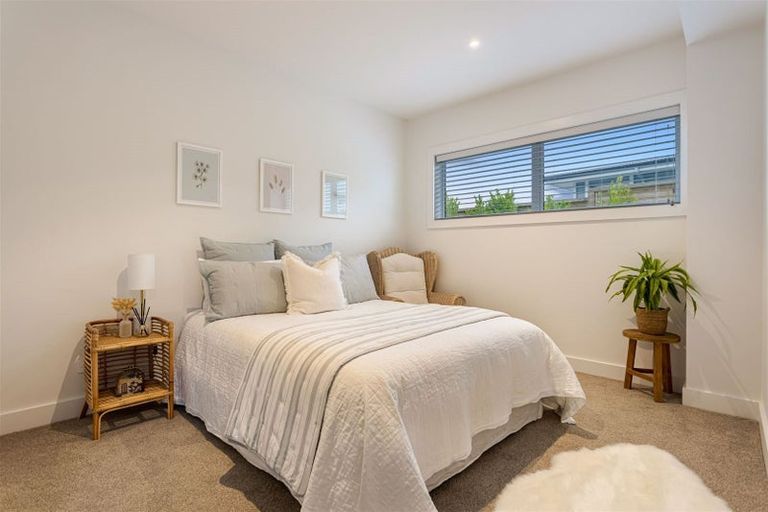 Photo of property in 6 William Blake Way, Riverhead, 0820