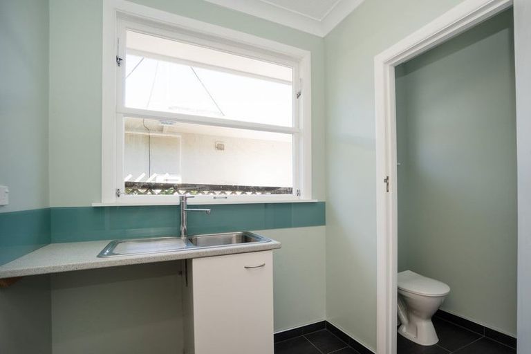 Photo of property in 10 Swansea Street, Hokowhitu, Palmerston North, 4410