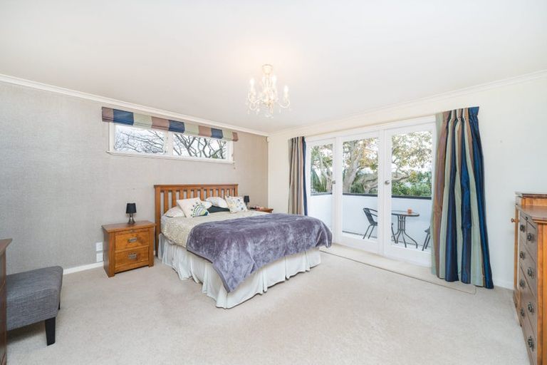 Photo of property in 8 Goodwyn Crescent, Hokowhitu, Palmerston North, 4410