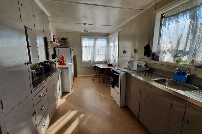 Photo of property in 9 Mckane Place, Cobden, Greymouth, 7802