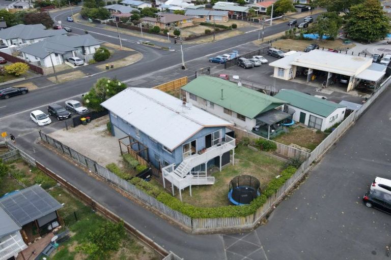 Photo of property in 65 Lewis Street, Glenview, Hamilton, 3206