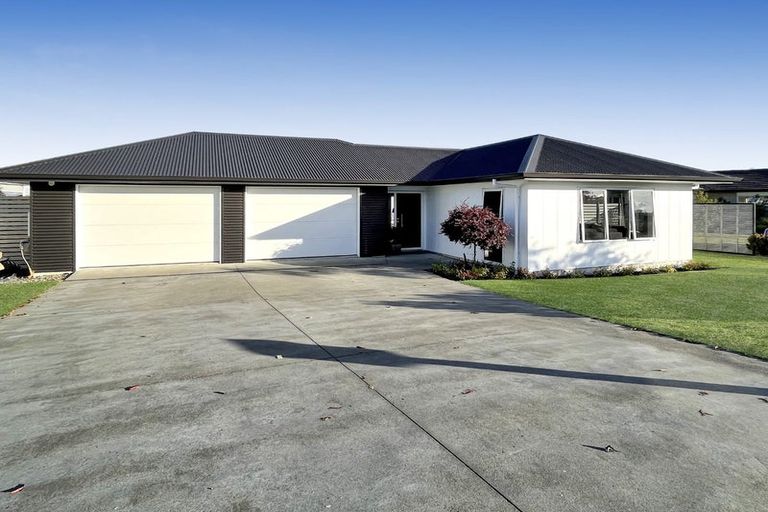 Photo of property in 15 Royal Coachman Drive, Nukuhau, Taupo, 3330