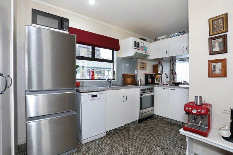 Photo of property in 11a Milne Street, Marton, 4710