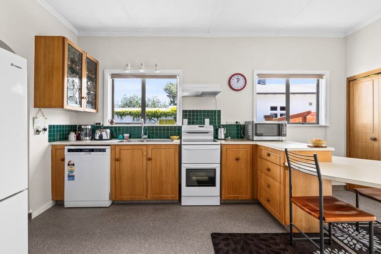 Photo of property in 13 Ellison Street, Napier South, Napier, 4110