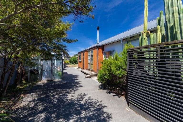 Photo of property in 173 Beach Road, North New Brighton, Christchurch, 8083