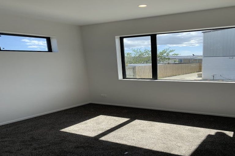Photo of property in 69b Astley Avenue, New Lynn, Auckland, 0600
