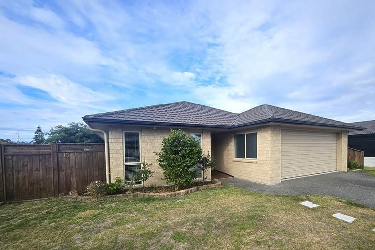 Photo of property in 16 Horokaka Place, Papamoa Beach, Papamoa, 3118