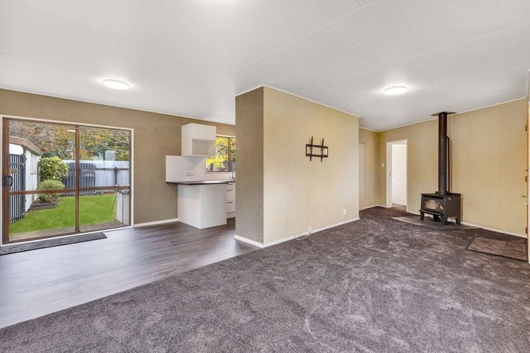 Photo of property in 6 Kirkcaldie Grove, Levin, 5510