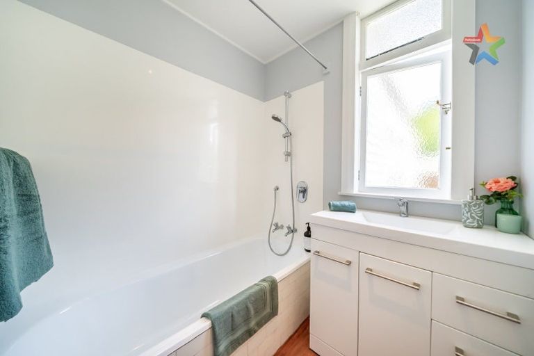 Photo of property in 34 Kiwi Street, Alicetown, Lower Hutt, 5010