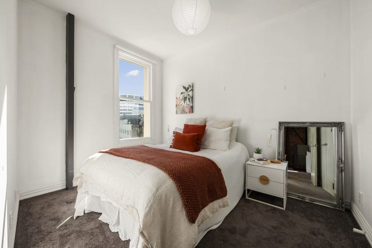 Photo of property in Columbia Apartments, 13/32 Cuba Street, Te Aro, Wellington, 6011
