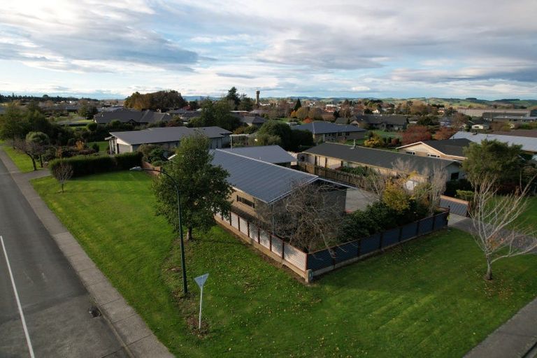 Photo of property in 126 Eglinton Street, Winton, 9720