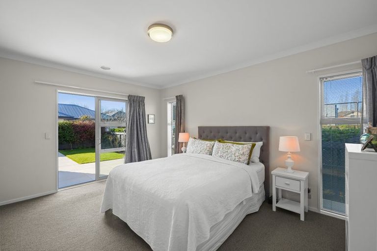 Photo of property in 12 Brookwater Avenue, Northwood, Christchurch, 8051