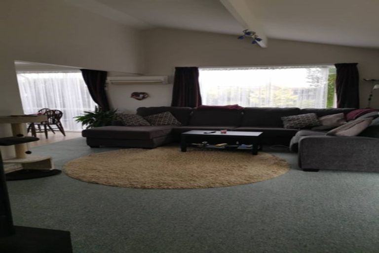 Photo of property in 86 Effingham Street, North New Brighton, Christchurch, 8083