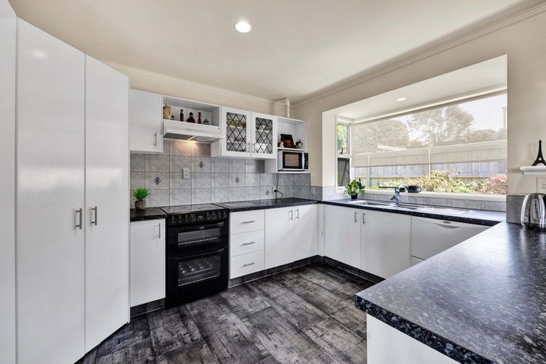 Photo of property in 152b Parklands Avenue, Bell Block, New Plymouth, 4312