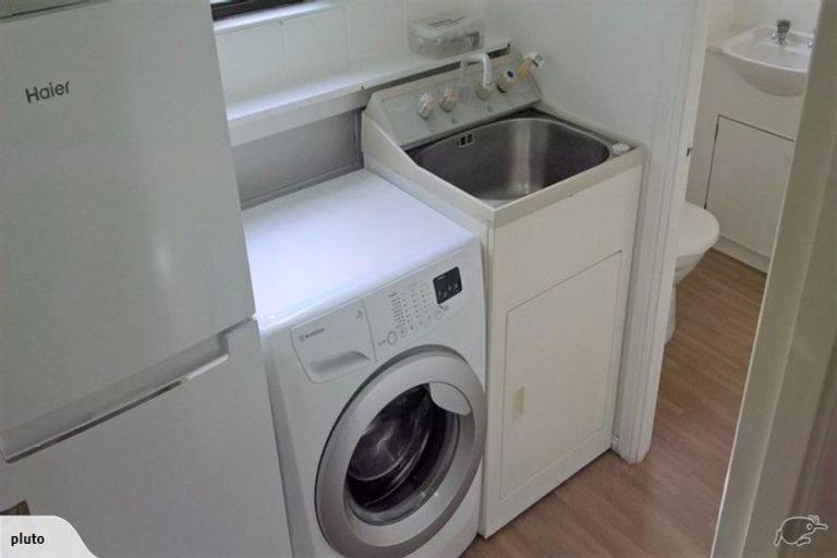 Photo of property in 3/32 Quebec Road, Milford, Auckland, 0620