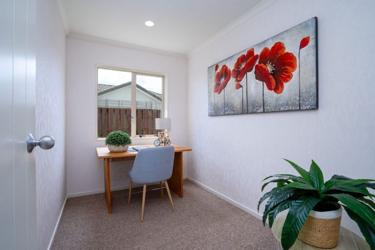 Photo of property in 18b Abergeldie Way, Cambridge, 3434