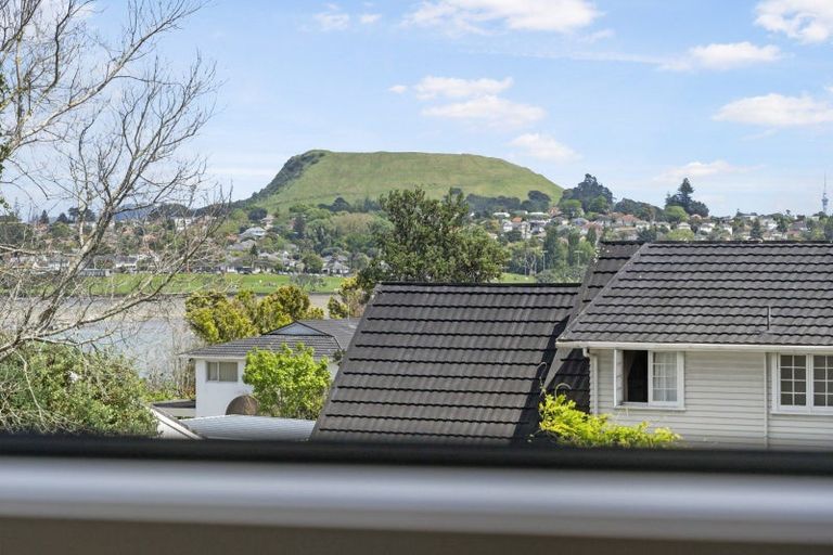 Photo of property in 12a Fortyfoot Lane, Sunnyhills, Auckland, 2010