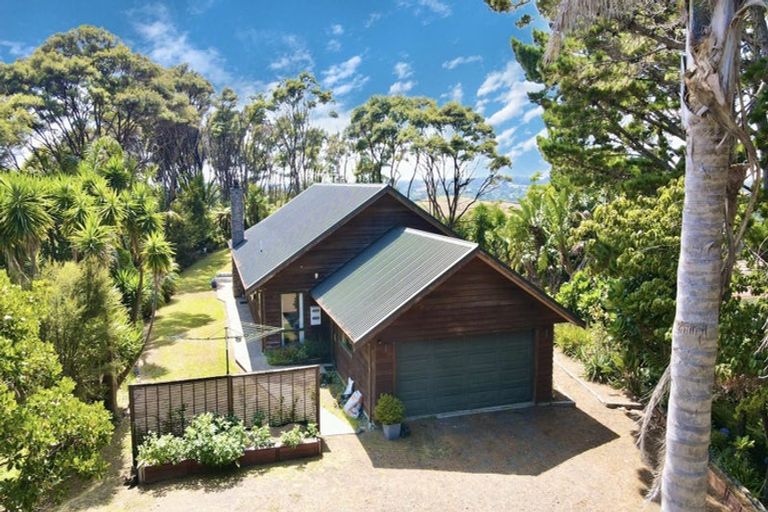 Photo of property in 58 Bethells Road, Waitakere, Auckland, 0782