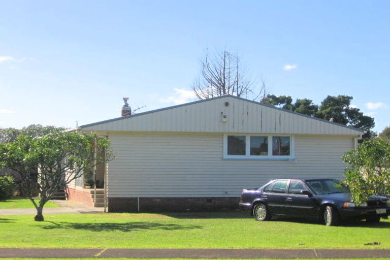 Photo of property in 23 Garelja Road, Henderson, Auckland, 0612