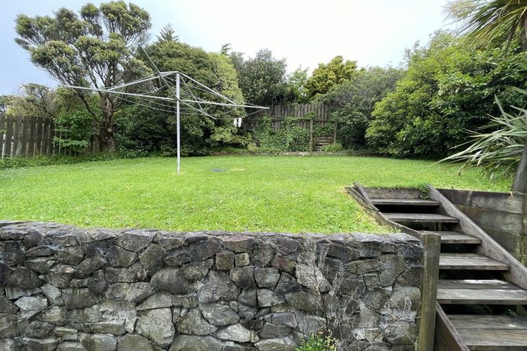 Photo of property in 8 Trinidad Crescent, Grenada Village, Wellington, 6037