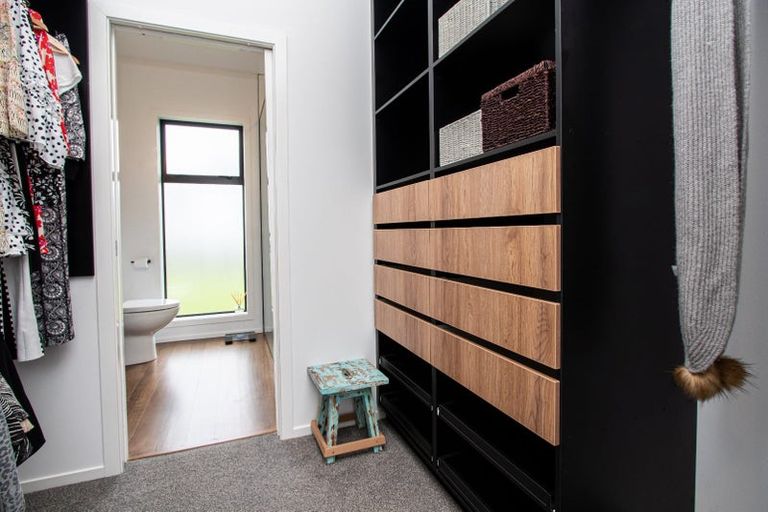 Photo of property in 101 Saint Kilda Road, Cambridge, 3434