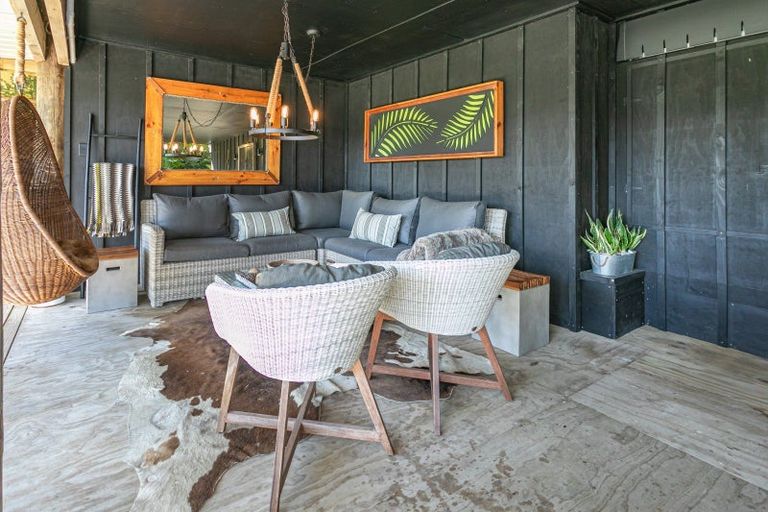 Photo of property in 5 Hillside Lane, Tairua, 3508