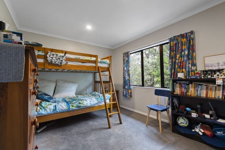 Photo of property in 402 Turitea Road, Turitea, Palmerston North, 4472