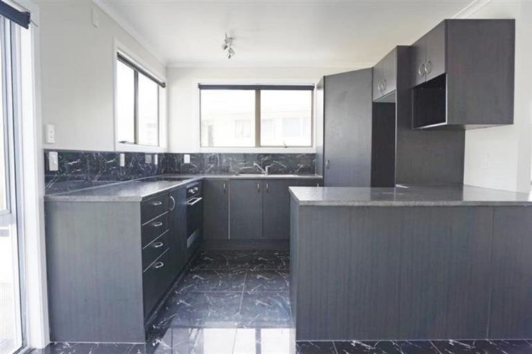 Photo of property in 21 Poutini Place, Manurewa, Auckland, 2102