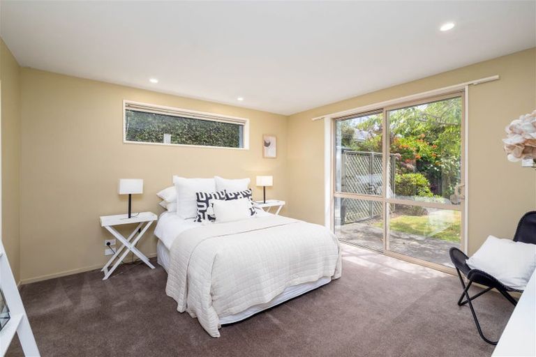 Photo of property in 8 Piper Lane, Beckenham, Christchurch, 8023