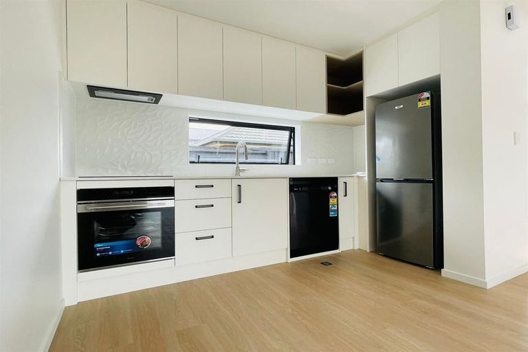 Photo of property in 63c Waimairi Road, Upper Riccarton, Christchurch, 8041