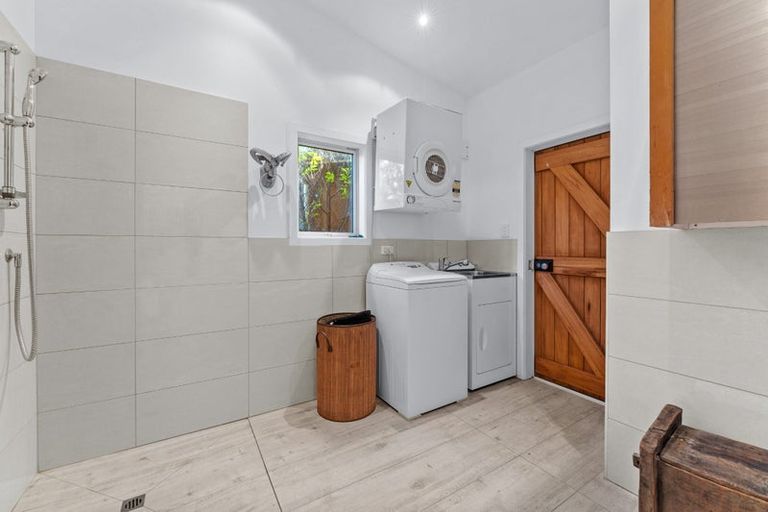 Photo of property in 516 Fordyce Road, South Head, Helensville, 0874