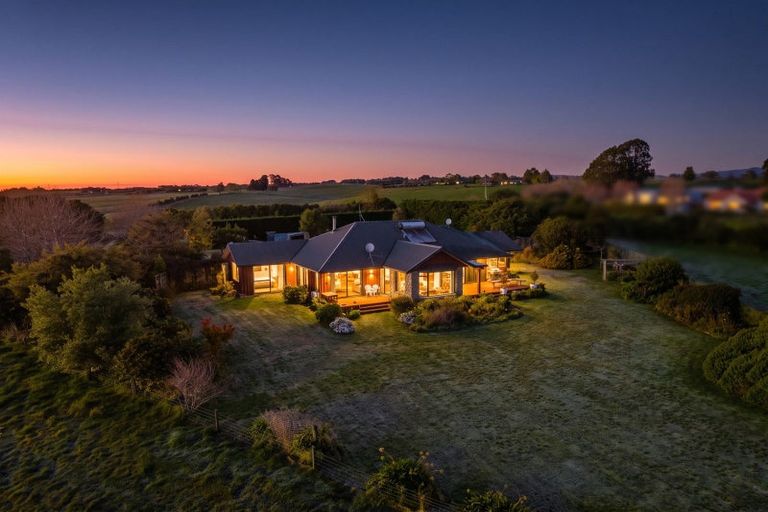 Photo of property in 986 Rolling Ridges Road, Levels Valley, Timaru, 7975