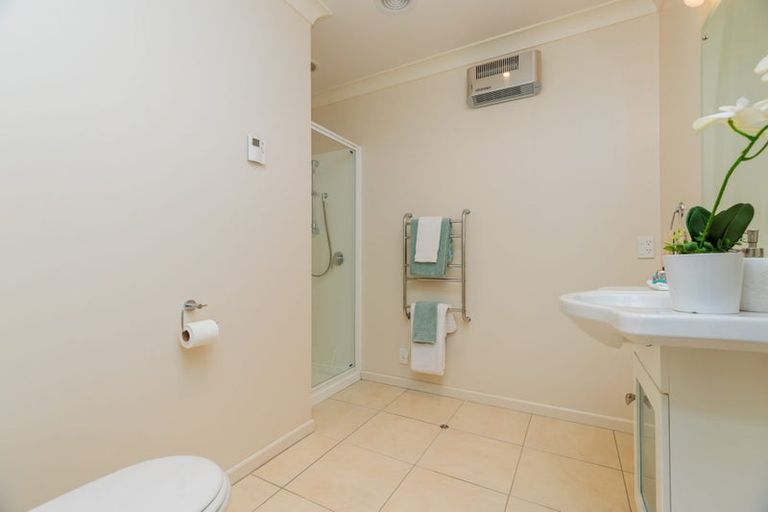 Photo of property in 44 Furlong Crescent, Churton Park, Wellington, 6037
