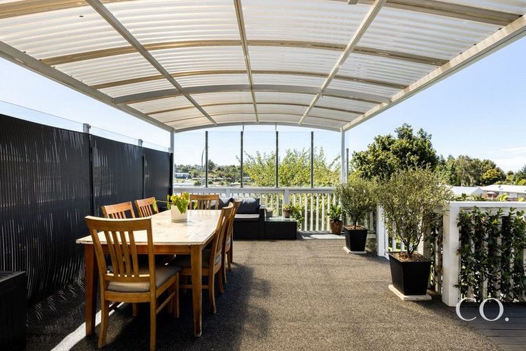 Photo of property in 132 Sutherland Road, Brookfield, Tauranga, 3110