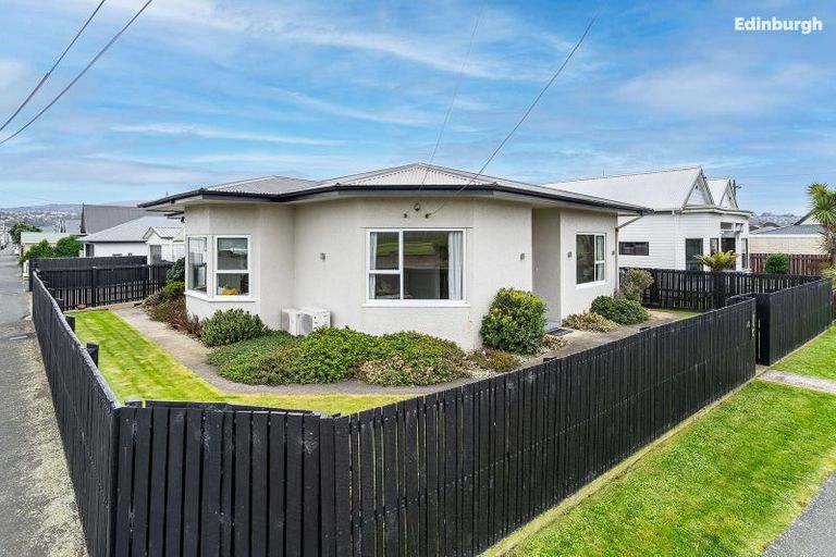 Photo of property in 142 Victoria Road, Saint Kilda, Dunedin, 9012