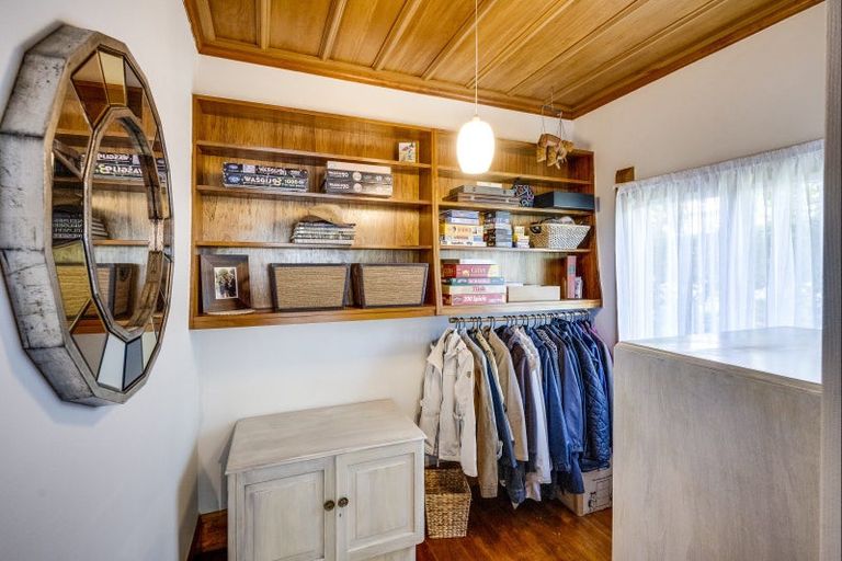 Photo of property in 1 Lambton Road, Hospital Hill, Napier, 4110